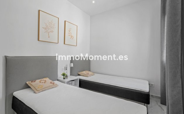 Wiederverkauf - Freistehende Villa - Torrevieja - Torrevieja Centro