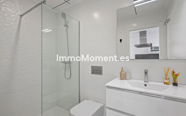 Wiederverkauf - Freistehende Villa - Torrevieja - Torrevieja Centro