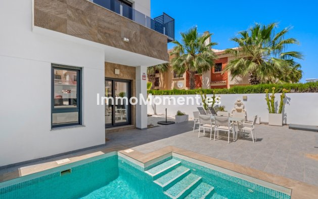 Wiederverkauf - Freistehende Villa - Torrevieja - Torrevieja Centro