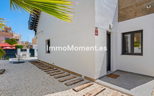 Wiederverkauf - Freistehende Villa - Torrevieja - Torrevieja Centro