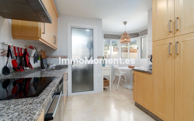 Resale - Apartment - Benalmadena - Benalmadena Centro
