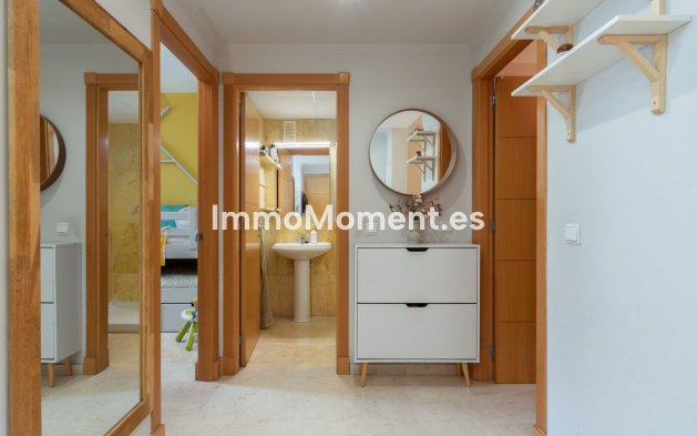 Resale - Apartment - Benalmadena - Benalmadena Centro