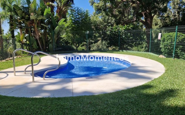 Resale - Apartment - Marbella - Reserva de Marbella