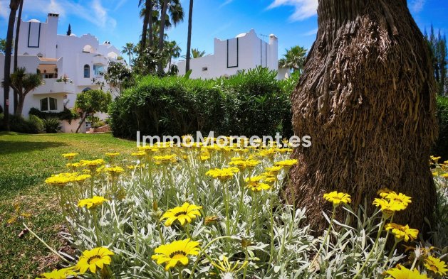 Resale - Apartment - Marbella - Reserva de Marbella