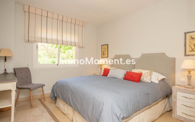 Resale - Apartment - Marbella - Elviria