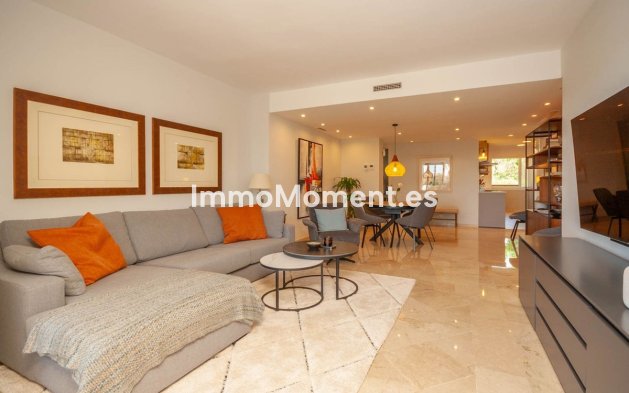 Resale - Apartment - Marbella - Elviria