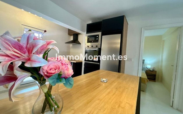 Resale - Apartment - Fuengirola - Los Boliches