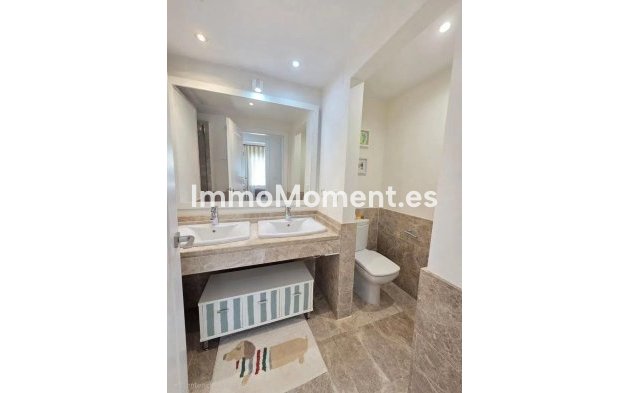 Wiederverkauf - Freistehende Villa - Marbella - Santa Clara