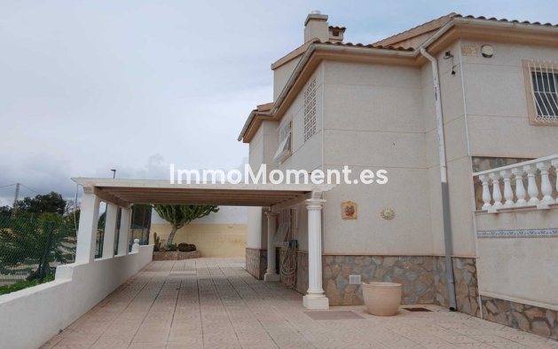 Resale - Detached villa - San Fulgencio - La Marina