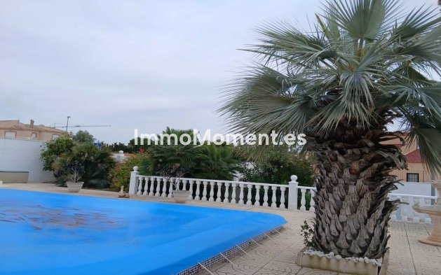 Resale - Detached villa - San Fulgencio - La Marina