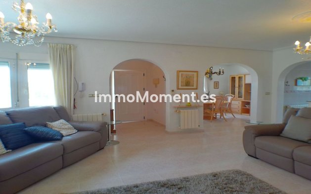 Resale - Detached villa - San Fulgencio - La Marina