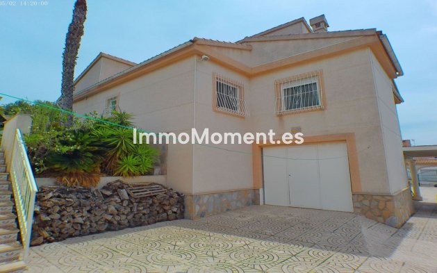 Resale - Detached villa - San Fulgencio - La Marina