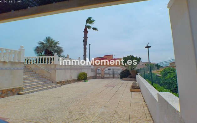 Resale - Detached villa - San Fulgencio - La Marina