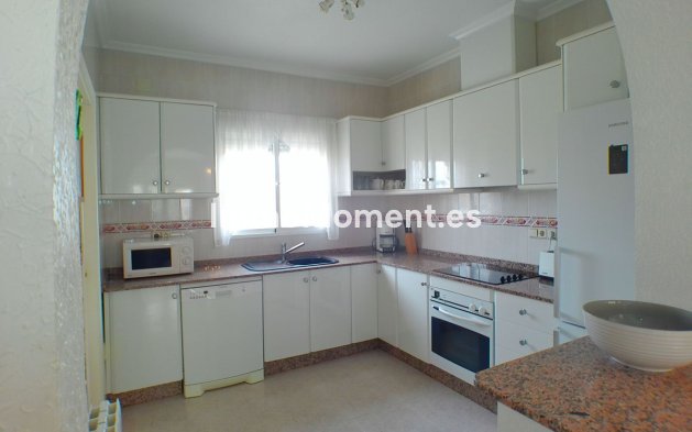 Resale - Detached villa - San Fulgencio - La Marina