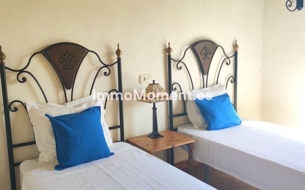 Resale - Country house - Inland  - Alhaurín el Grande Centro