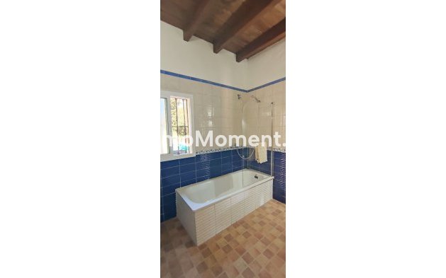 Resale - Country house - Inland  - Alhaurín el Grande Centro