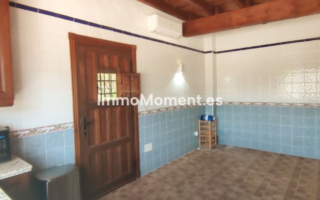 Resale - Country house - Inland  - Alhaurín el Grande Centro