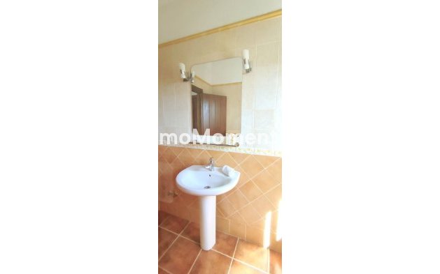 Resale - Country house - Inland  - Alhaurín el Grande Centro