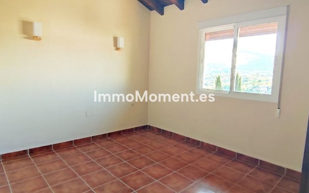 Resale - Country house - Inland  - Alhaurín el Grande Centro