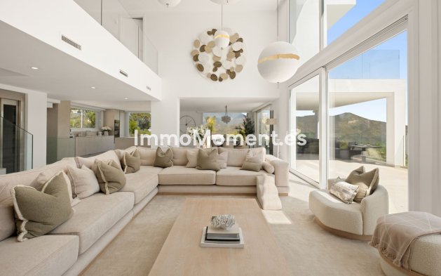 Reventa - Villa independiente - Marbella - La Mairena