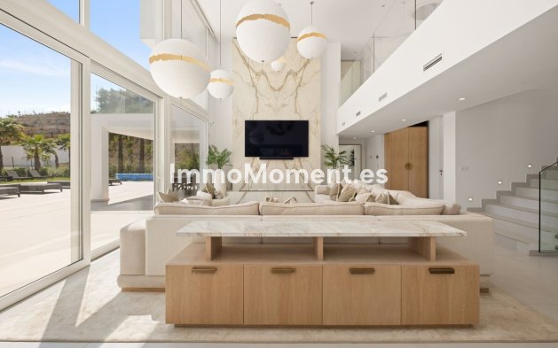 Reventa - Villa independiente - Marbella - La Mairena