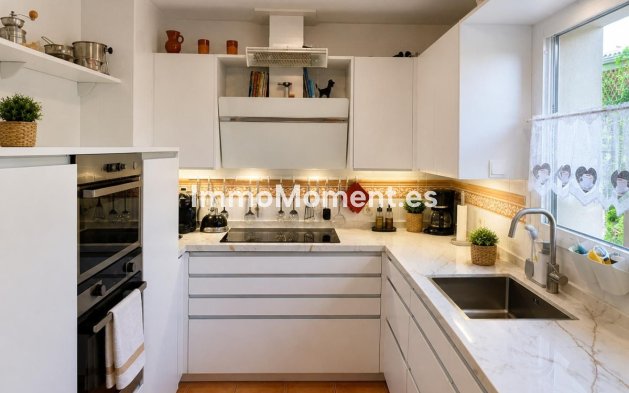 Wiederverkauf - Wohnung - Marbella - La Mairena