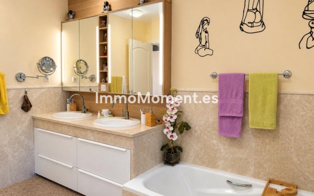 Wiederverkauf - Wohnung - Marbella - La Mairena