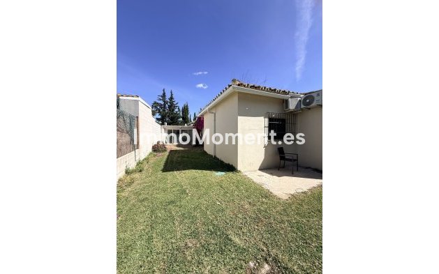 Resale - Detached villa - Estepona - Bel Air