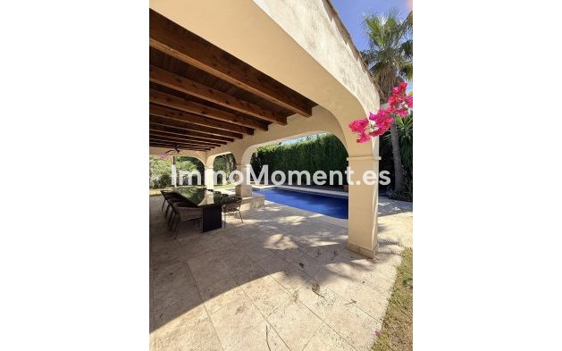 Resale - Detached villa - Estepona - Bel Air