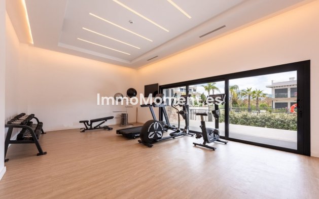 Revente - Appartement - Estepona  - Estepona Centro
