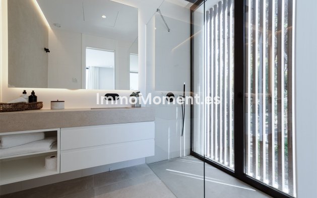 Resale - Detached villa - Marbella - The Golden Mile