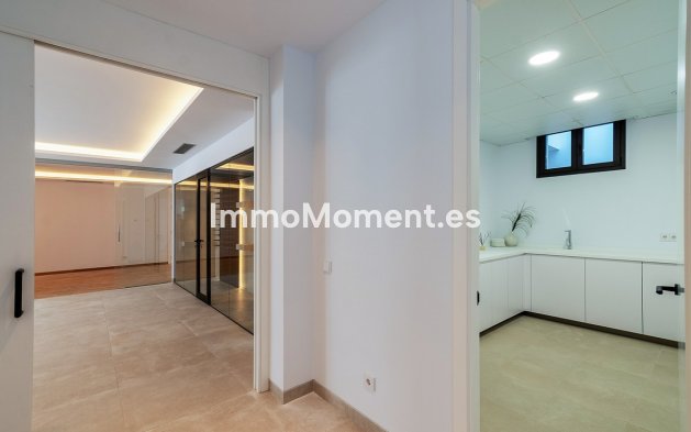 Resale - Detached villa - Marbella - The Golden Mile