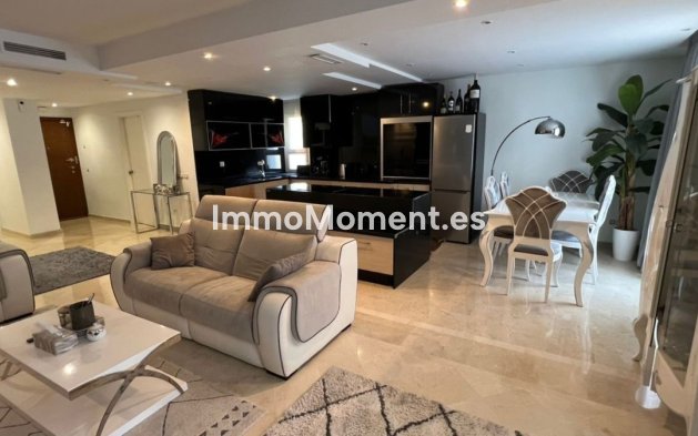 Wiederverkauf - Wohnung - Marbella - Nueva Andalucía
