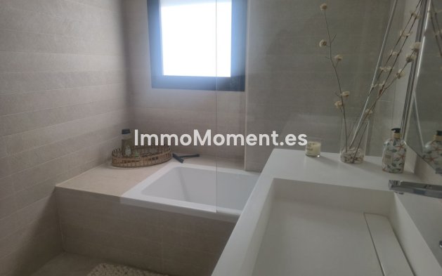 Resale - Apartment - Torremolinos - Los Alamos