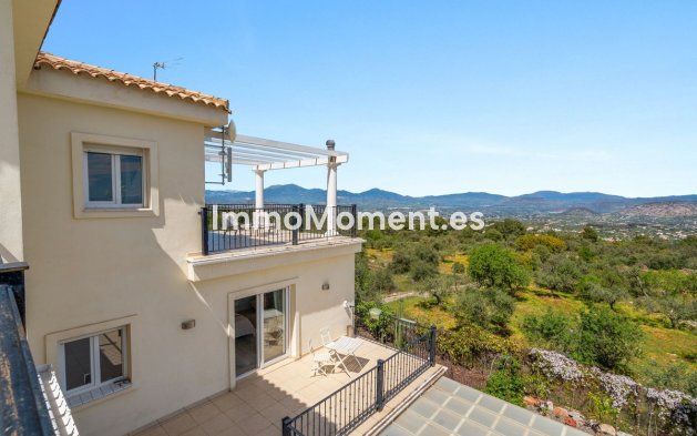Resale - Detached villa - Inland  - Alhaurín el Grande Centro