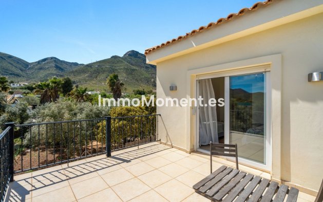 Resale - Detached villa - Inland  - Alhaurín el Grande Centro