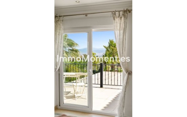 Resale - Detached villa - Inland  - Alhaurín el Grande Centro
