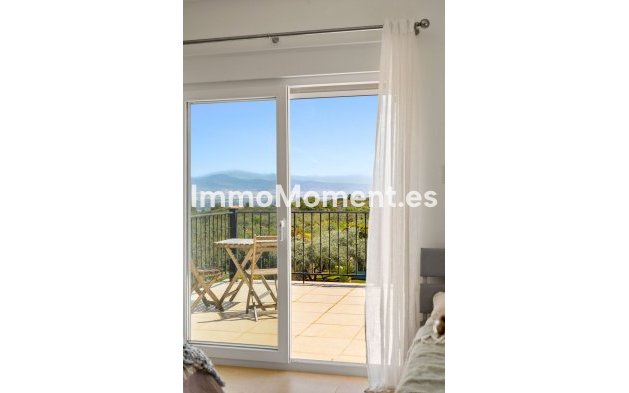 Resale - Detached villa - Inland  - Alhaurín el Grande Centro
