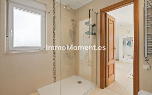 Resale - Detached villa - Inland  - Alhaurín el Grande Centro