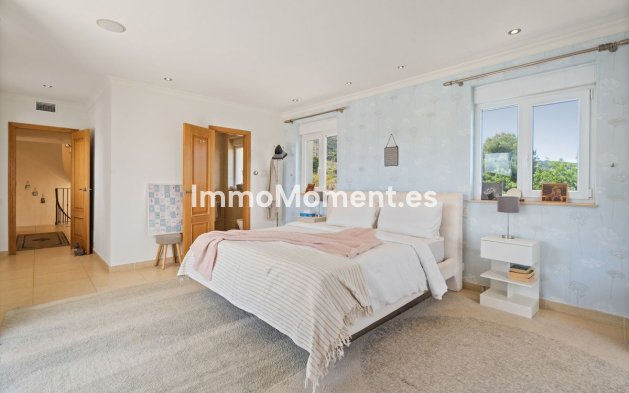 Resale - Detached villa - Inland  - Alhaurín el Grande Centro