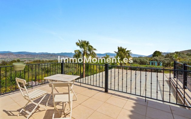 Resale - Detached villa - Inland  - Alhaurín el Grande Centro