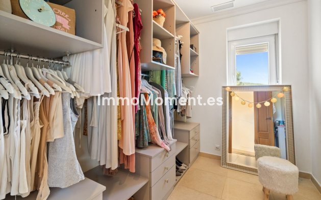 Resale - Detached villa - Inland  - Alhaurín el Grande Centro