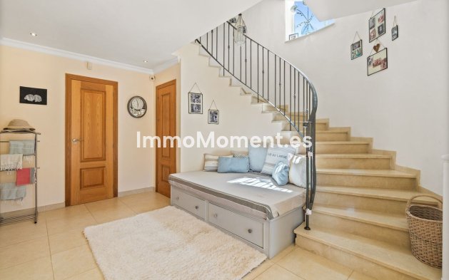 Resale - Detached villa - Inland  - Alhaurín el Grande Centro