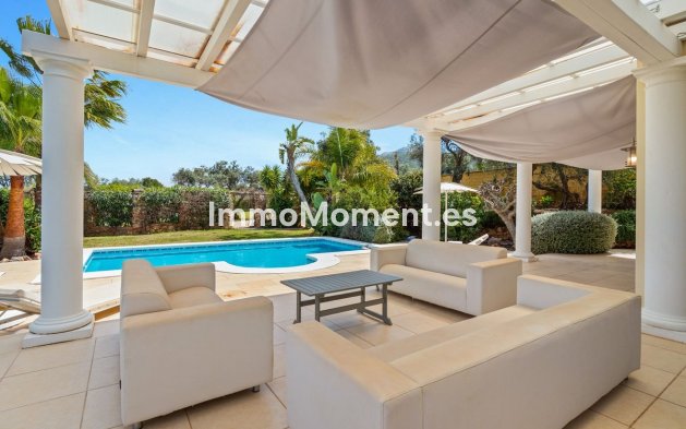 Resale - Detached villa - Inland  - Alhaurín el Grande Centro