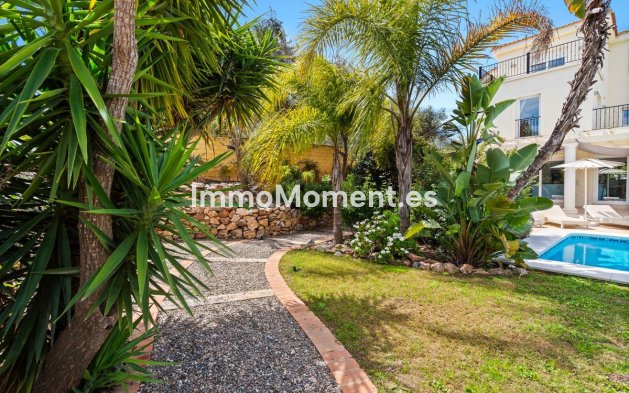 Resale - Detached villa - Inland  - Alhaurín el Grande Centro