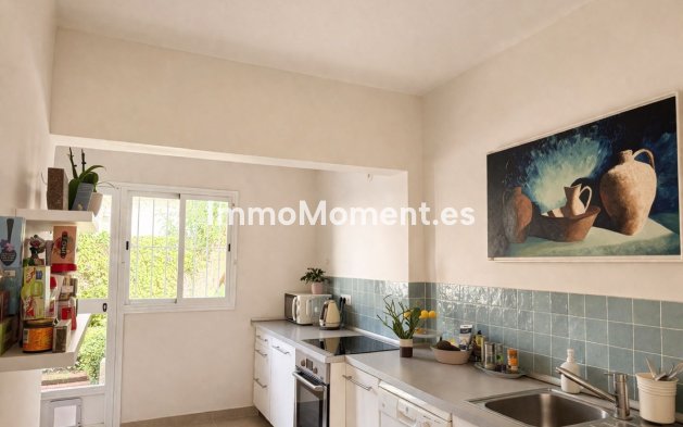 Reventa - Villa independiente - Estepona  - Benamara
