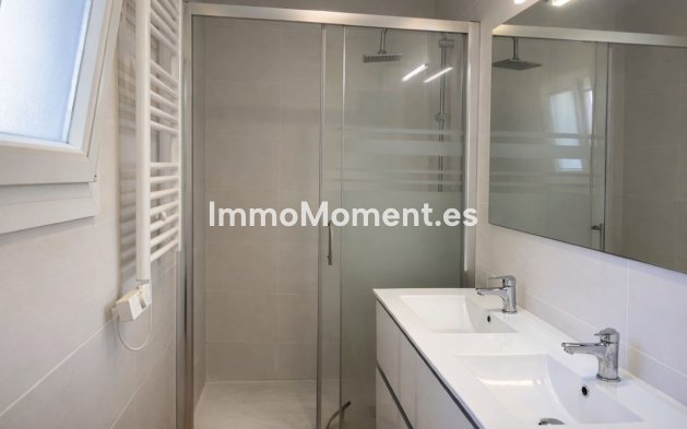 Reventa - Villa independiente - Estepona  - Benamara