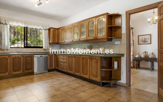 Wiederverkauf - Freistehende Villa - Marbella - Marbella Centro