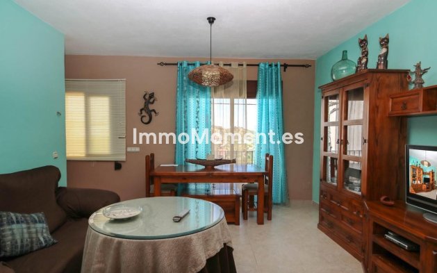 Revente - Maison mitoyenne - Intérieur                       - Alozaina