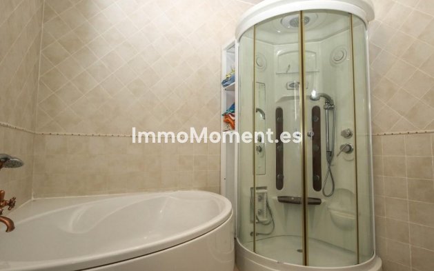 Revente - Maison mitoyenne - Intérieur                       - Alozaina
